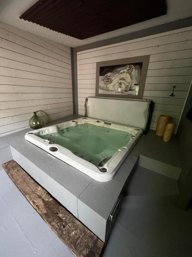 Les Chambres De Pauline Appartements Avec Climatisation Et Spa البيتفيل المظهر الخارجي الصورة