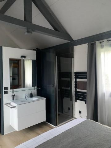 Les Chambres De Pauline Appartements Avec Climatisation Et Spa البيتفيل المظهر الخارجي الصورة